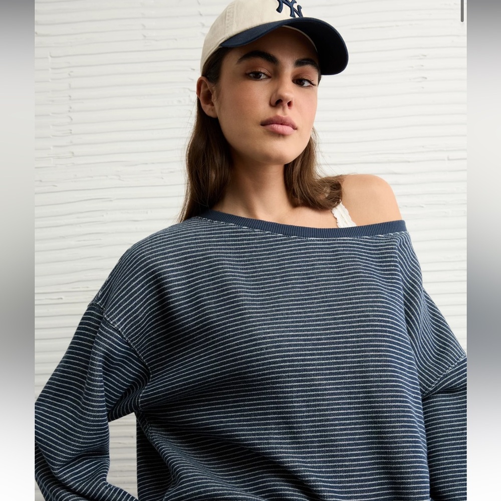 American Eagle Outfitters AE Off The Shoulder Sweatshirt Navy Stripe XL — NWOT